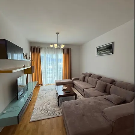 Quiet Upscale Area With Stunning View Apartmán Tirana